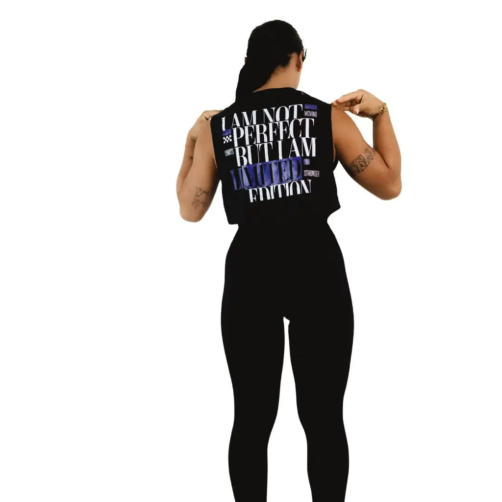 CAMISETA CROP TOP LIMITED EDITION